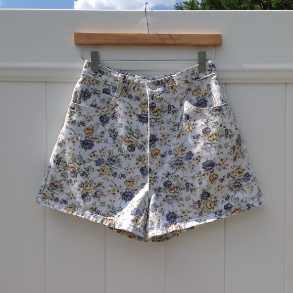 Vintage 90's BONGO Hi Rise Floral Jean Shorts 25 - Picture 3 of 11